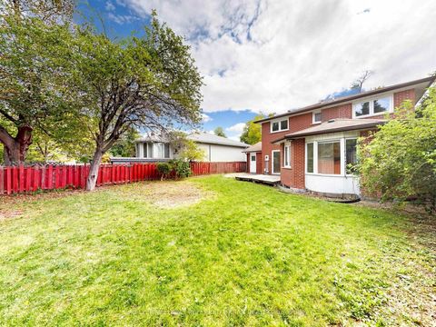 Photo 45 at 82 Crossbow Crescent, Pleasant View, Toronto
