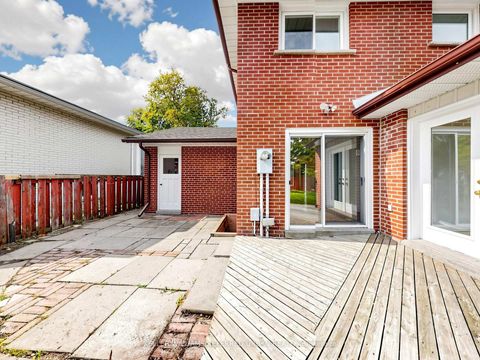 Photo 47 at 82 Crossbow Crescent, Pleasant View, Toronto