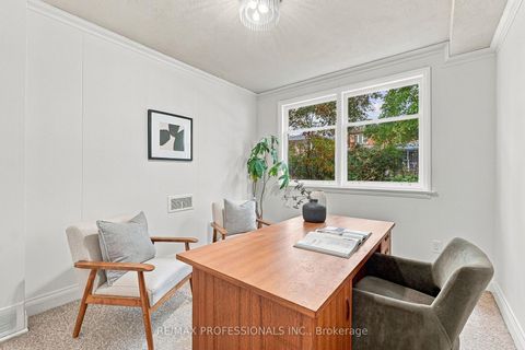 Photo 30 at 8 Northolt Court, Humber Valley, Toronto