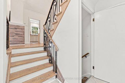 Photo 33 at 8 Northolt Court, Humber Valley, Toronto