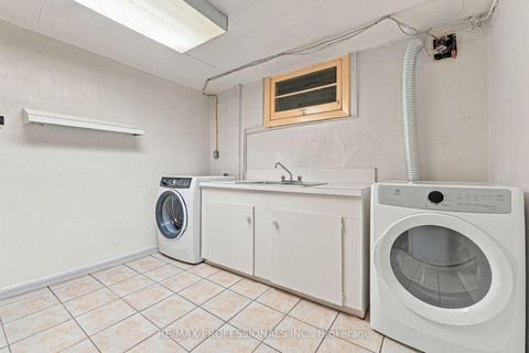Photo 38 at 8 Northolt Court, Humber Valley, Toronto