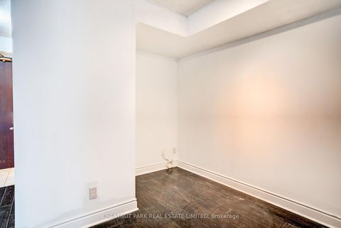 Photo 12 at 1008 - 30 Grand Trunk Crescent, Waterfront Communities C1, Toronto