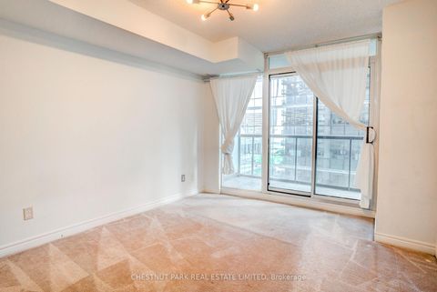 Photo 16 at 1008 - 30 Grand Trunk Crescent, Waterfront Communities C1, Toronto