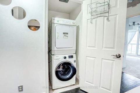 Photo 20 at 1008 - 30 Grand Trunk Crescent, Waterfront Communities C1, Toronto