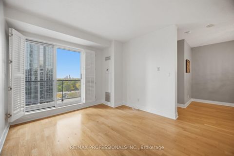 Photo 10 at 901 - 2 Aberfoyle Crescent N, City Centre West, Toronto