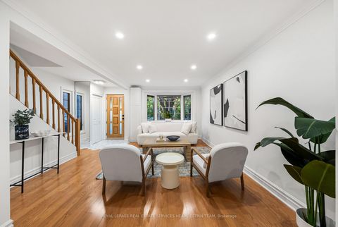Photo 2 at 565 Roehampton Avenue, Mount Pleasant East, Toronto