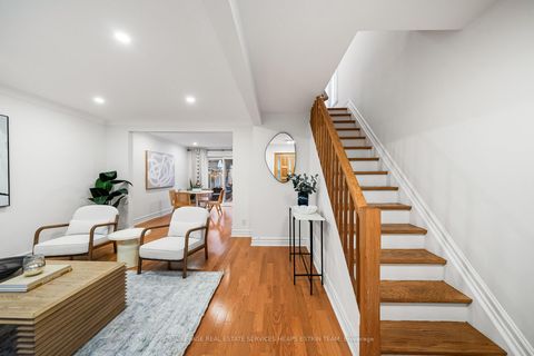 Photo 6 at 565 Roehampton Avenue, Mount Pleasant East, Toronto