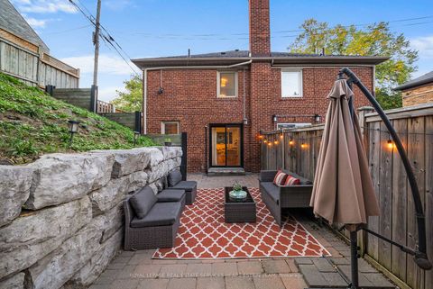 Photo 37 at 565 Roehampton Avenue, Mount Pleasant East, Toronto