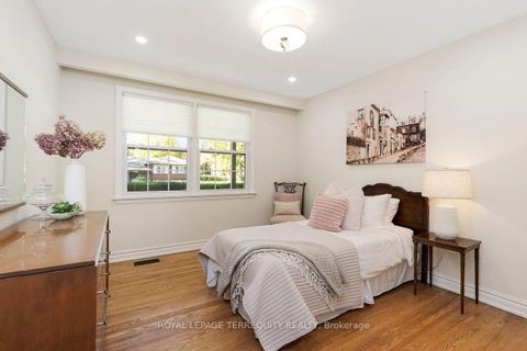 Photo 10 at 21 Greencoat Road, Markland Wood, Toronto