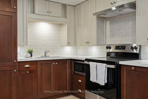 Photo 25 at 21 Greencoat Road, Markland Wood, Toronto