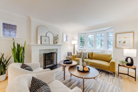 Photo 3 at 36 Courcelette Road, Cliffside, Toronto
