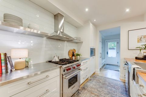 Photo 10 at 36 Courcelette Road, Cliffside, Toronto