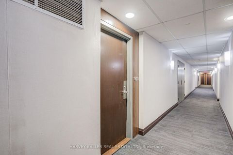 Photo 3 at 910 - 5 Rosehill Avenue, Moore Park, Toronto