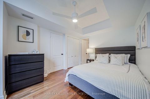 Photo 17 at 910 - 5 Rosehill Avenue, Moore Park, Toronto