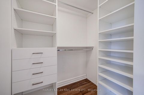 Photo 21 at 910 - 5 Rosehill Avenue, Moore Park, Toronto