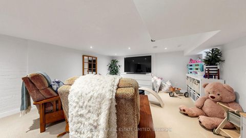 Photo 31 at 166 Rushton Road, Wychwood, Toronto