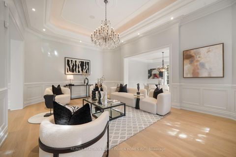 Photo 4 at 13 Legacy Court, Windfields, Toronto