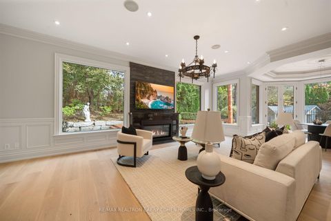 Photo 9 at 13 Legacy Court, Windfields, Toronto