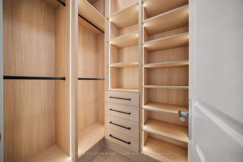 Photo 31 at 13 Legacy Court, Windfields, Toronto
