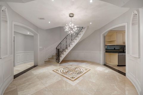 Photo 32 at 13 Legacy Court, Windfields, Toronto
