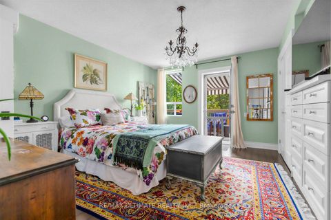 Photo 12 at 185 Castlefield Avenue, Eglinton, Toronto
