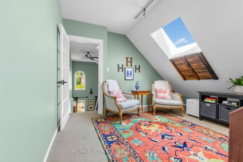 Photo 18 at 185 Castlefield Avenue, Eglinton, Toronto