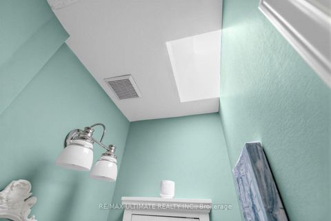 Photo 22 at 185 Castlefield Avenue, Eglinton, Toronto