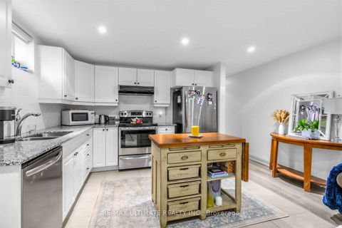 Photo 35 at 185 Castlefield Avenue, Eglinton, Toronto