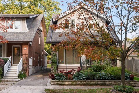 Photo 2 at 9 Cornish Road, Moore Park, Toronto