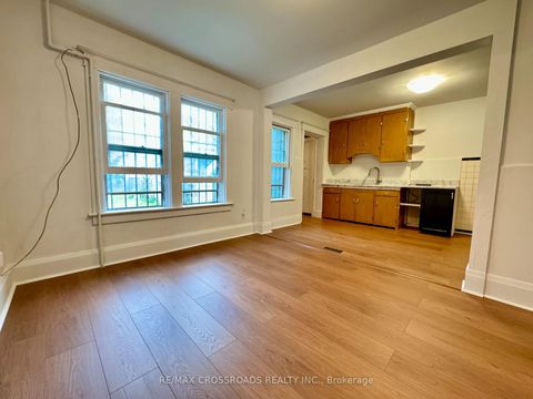 Photo 8 at 287 Greenwood Avenue, Coxwell, Toronto