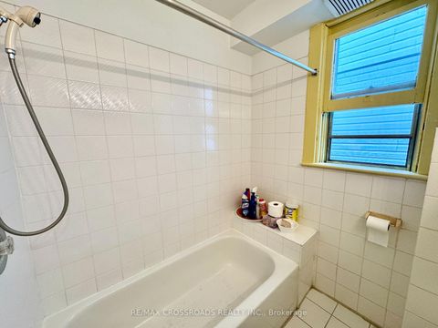 Photo 24 at 287 Greenwood Avenue, Coxwell, Toronto