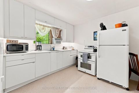 Photo 10 at 21153 Dalton Road, Sutton & Jackson's Point, Georgina
