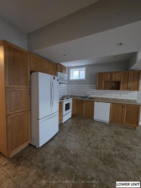 Photo 15 at 329 Edgehill Drive, Edgehill Drive, Barrie
