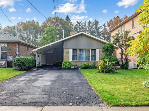 Photo 1 at 165 Wedgewood Drive, Newtonbrook East, Toronto