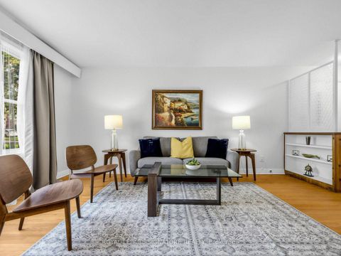Photo 6 at 165 Wedgewood Drive, Newtonbrook East, Toronto
