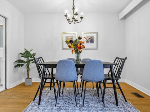 Photo 11 at 165 Wedgewood Drive, Newtonbrook East, Toronto