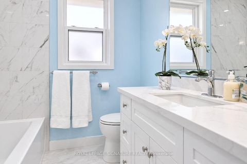 Photo 21 at 165 Wedgewood Drive, Newtonbrook East, Toronto
