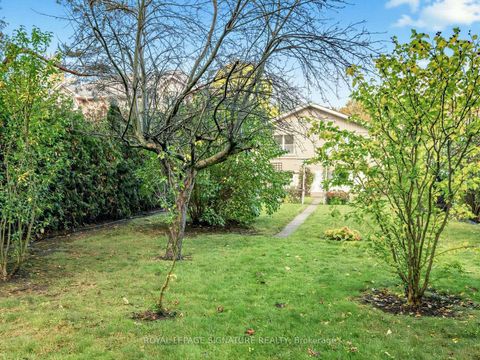 Photo 32 at 165 Wedgewood Drive, Newtonbrook East, Toronto