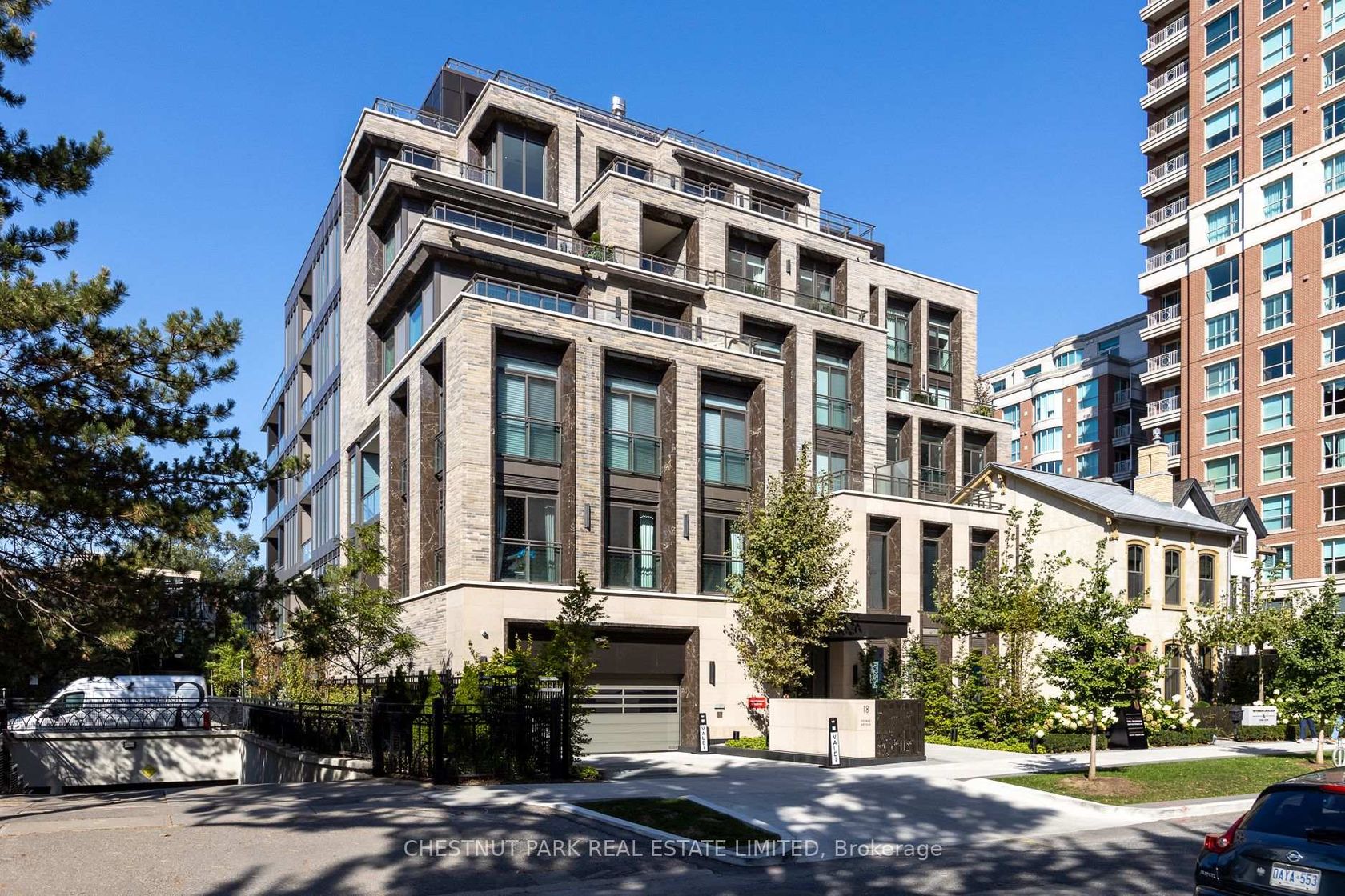 301 - 10 Prince Arthur Avenue, Annex, Toronto 