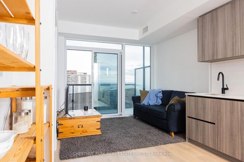 Photo 5 at 1807 - 117 Broadway Avenue, Mount Pleasant West, Toronto