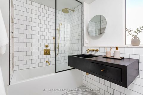 Photo 25 at 60 Elm Grove Avenue, South Parkdale, Toronto