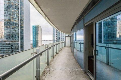 Photo 7 at 1101 - 14 York Street, Waterfront Communities C1, Toronto