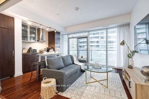 Photo 8 at 1101 - 14 York Street, Waterfront Communities C1, Toronto