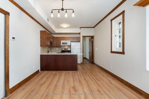 Photo 7 at 5 - 228 St. George Street, Annex, Toronto