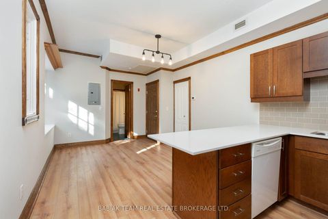 Photo 10 at 5 - 228 St. George Street, Annex, Toronto