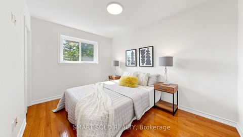 Photo 13 at 210 Shaughnessy Boulevard, Don Valley Village, Toronto