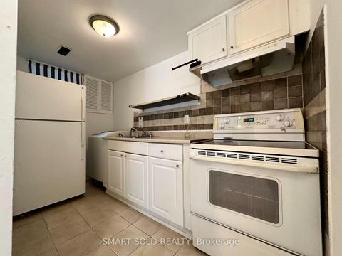 Photo 20 at 210 Shaughnessy Boulevard, Don Valley Village, Toronto