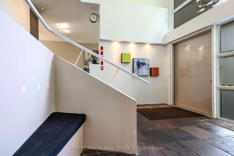 Photo 5 at 90 Berkinshaw Crescent, Don Mills, Toronto
