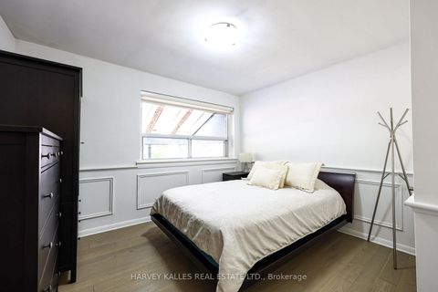 Photo 23 at 90 Berkinshaw Crescent, Don Mills, Toronto