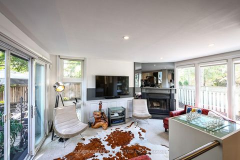Photo 34 at 90 Berkinshaw Crescent, Don Mills, Toronto